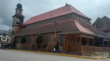 SE RENUEVA LA IGLESIA MATRIZ DE OXAPAMPA GRACIAS A UN GRUPO DE CIUDADANOS DE BUEN CORAZON